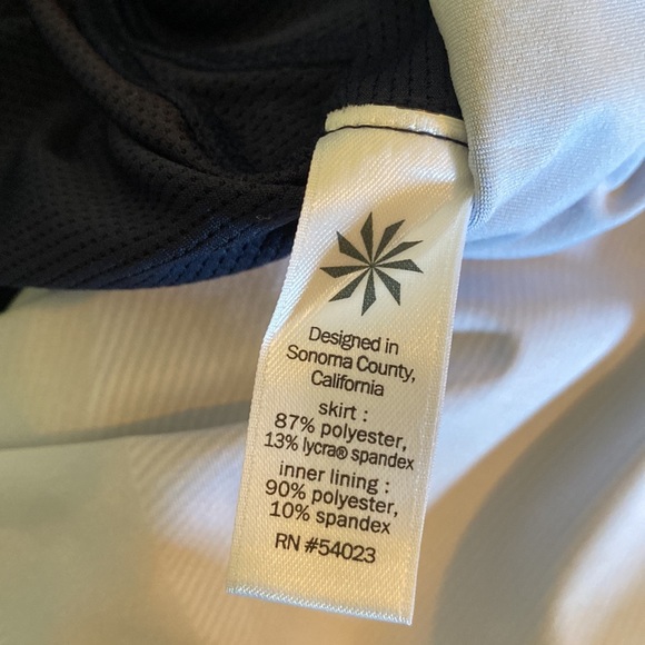 Athleta Electric Geo Sport Speed Skort - Picture 8 of 8